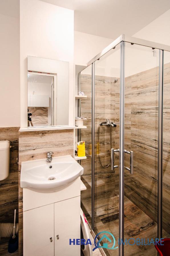 Apartament Cu O Camera อาราด ภายนอก รูปภาพ
